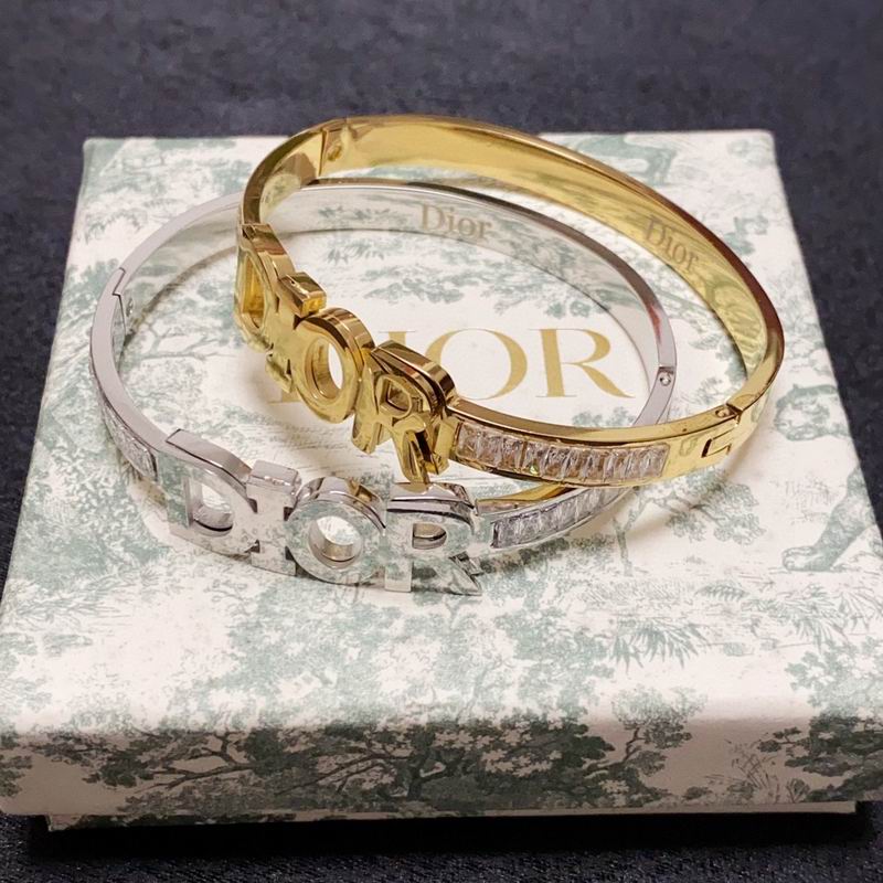 Dior Bracelet 06lyr284
